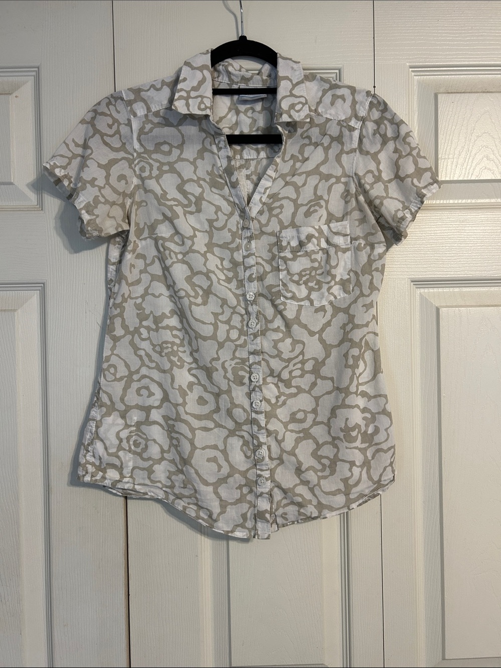 COLUMBIA X-Small Women's Short-Sleeve Floral Button-Down Shirt Lightweight